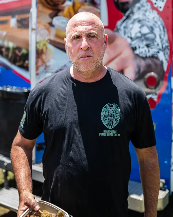 Support Surfside — Good Miami Project documentary photography