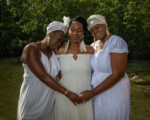 Fanm Saj — Good Miami Project documentary photography