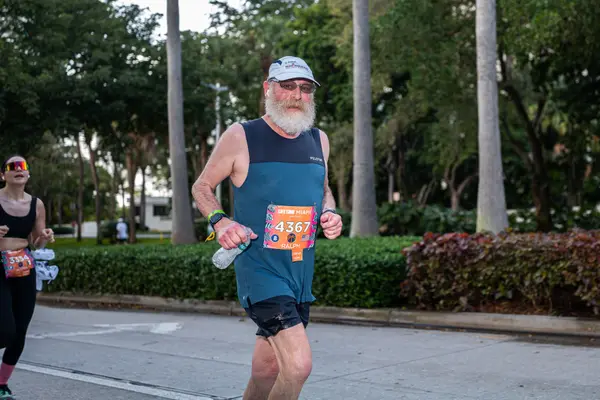 Miami Marathon — Good Miami Project documentary photography