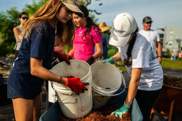 Compost 4 Life — Good Miami Project documentary photography