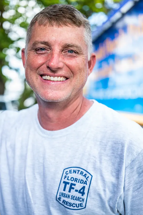 Support Surfside — Good Miami Project documentary photography