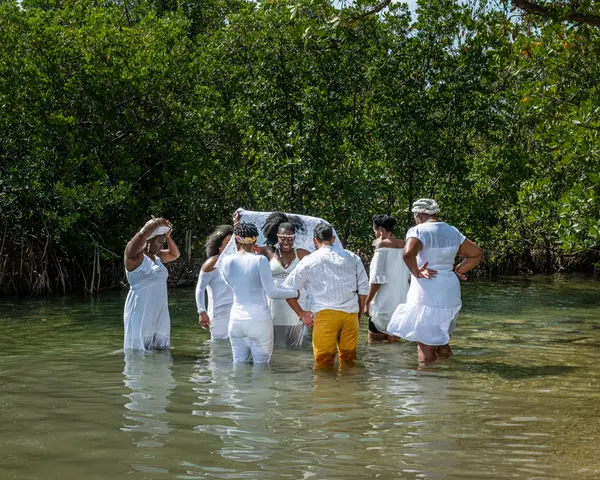 Fanm Saj — Good Miami Project documentary photography