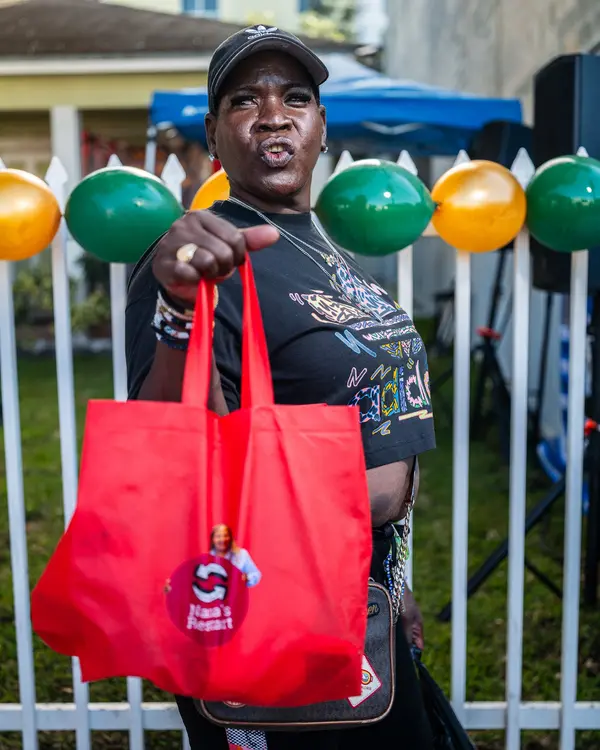 Nana's Restart — Good Miami Project documentary photography