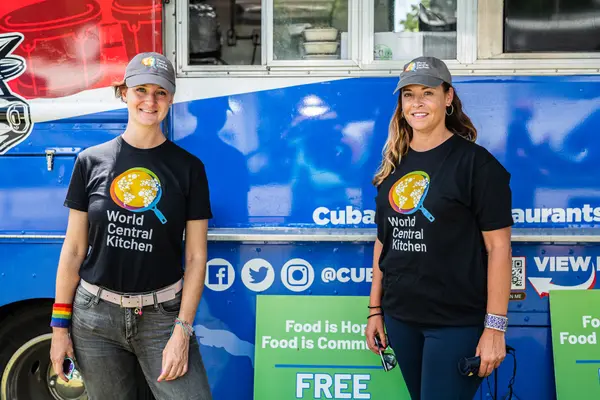 Support Surfside — Good Miami Project documentary photography