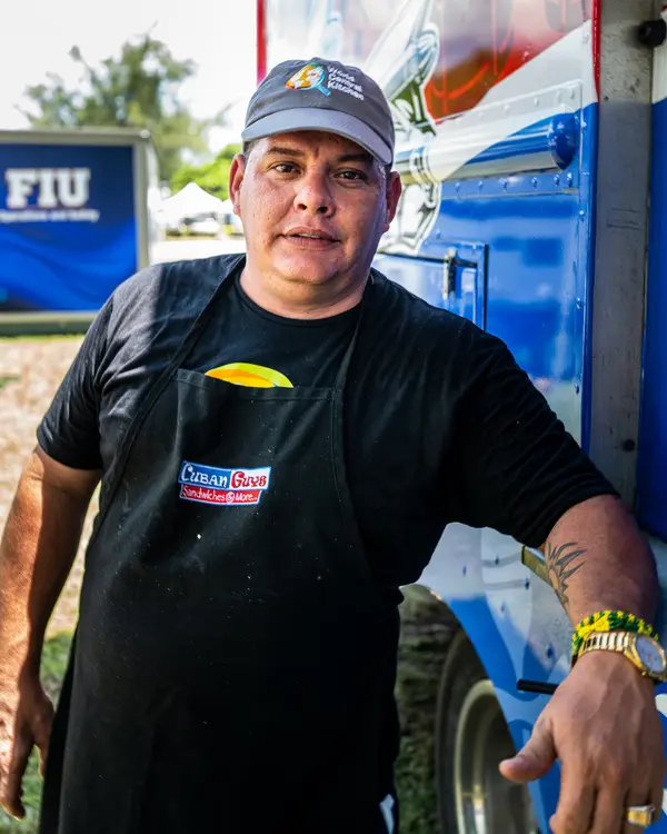 Support Surfside — Good Miami Project documentary photography