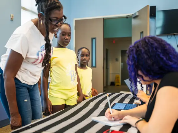 Nana's Restart — Good Miami Project documentary photography