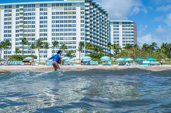 SEAS Miami Surfing — Good Miami Project documentary photography
