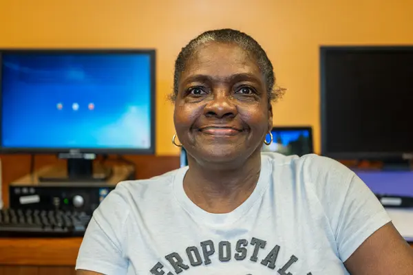 Women In Transition — Good Miami Project documentary photography
